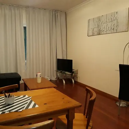 Sea Balcony شقة *